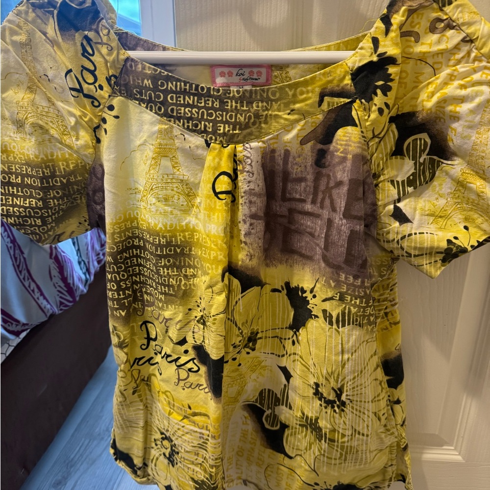 Koi Yellow and Black Scrub Top